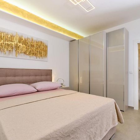 Leonida Mali Lošinj Exterior foto