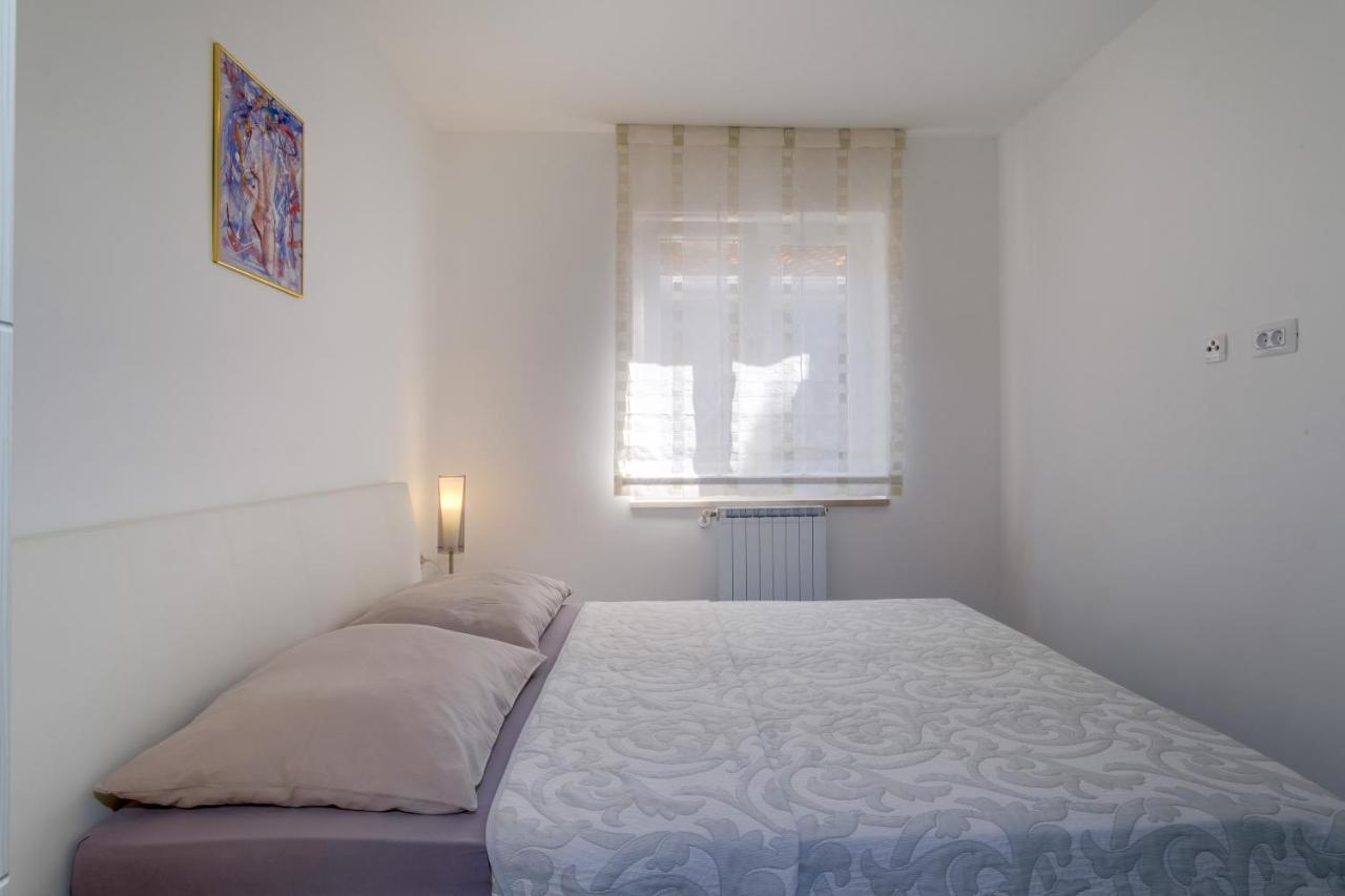 Leonida Mali Lošinj Exterior foto