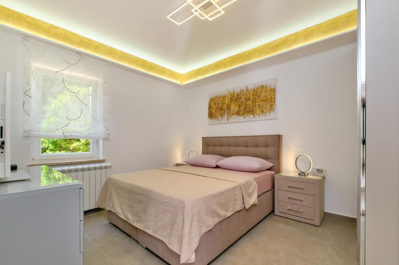 Leonida Mali Lošinj Exterior foto