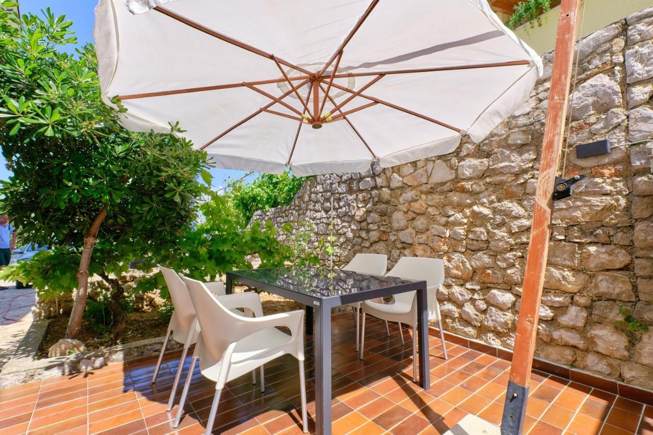 Leonida Mali Lošinj Exterior foto